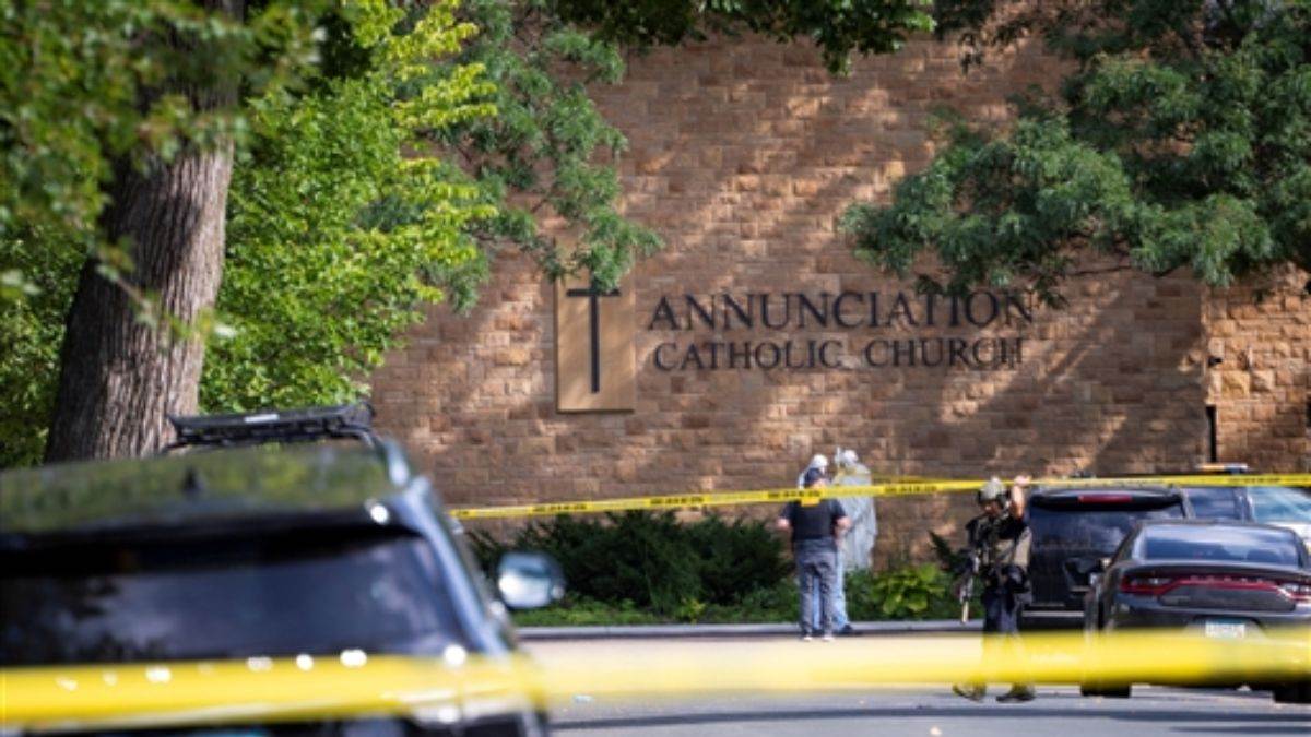 https://www.jagranimages.com/images/newimg/27082025/27_08_2025-minneapolis_school_shooting_24027257_212752693.jpg