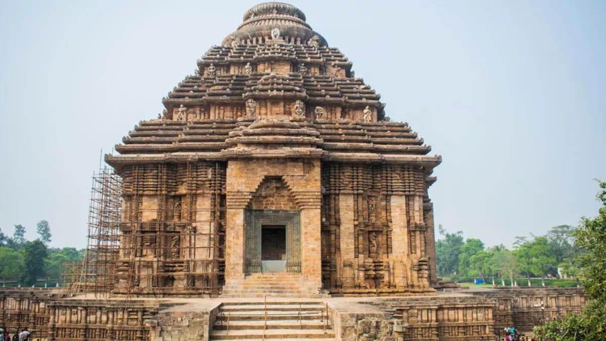 https://www.jagranimages.com/images/newimg/27082025/27_08_2025-odisha_smarak_24026613.jpg