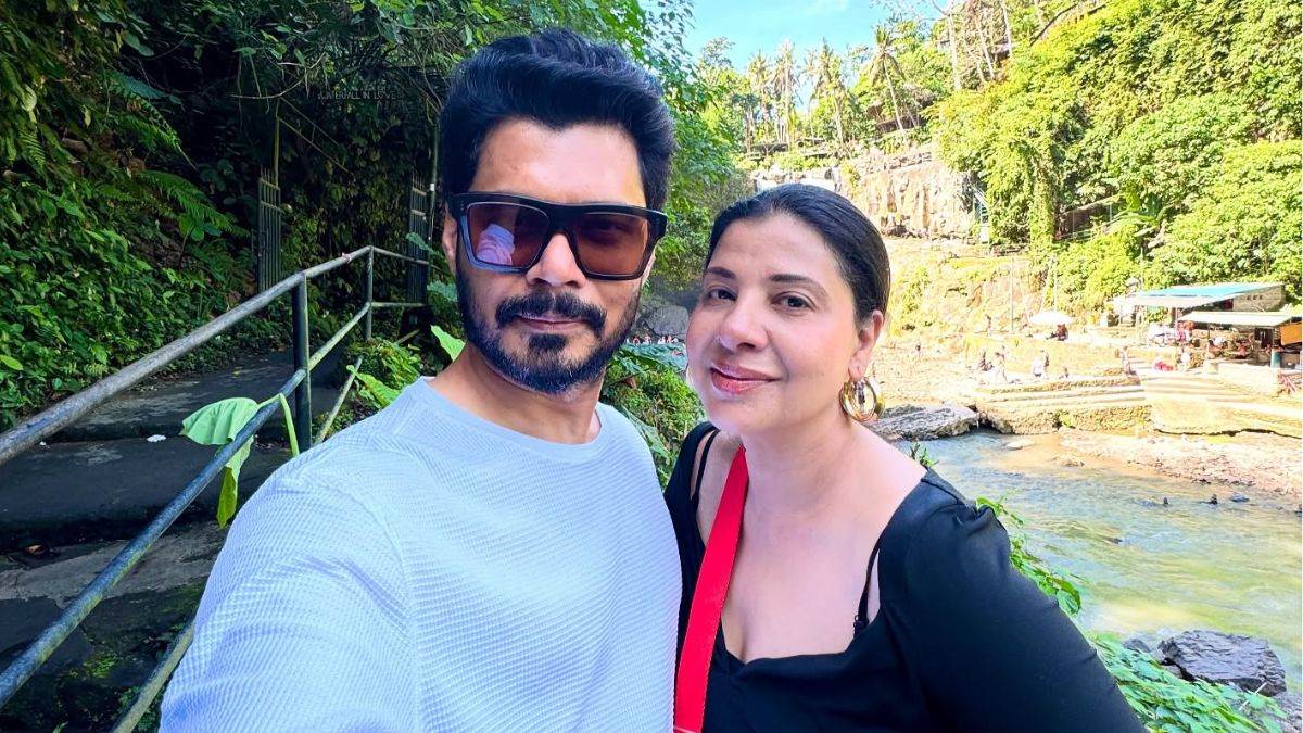 https://www.jagranimages.com/images/newimg/27082025/27_08_2025-sambhavna_seth_with_husband_24026512_13545969.jpg