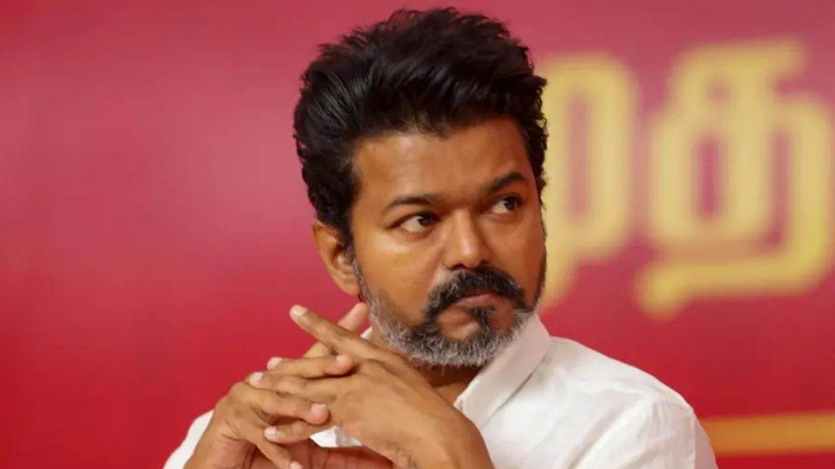 https://www.jagranimages.com/images/newimg/27082025/27_08_2025-tvk_chief_vijay_24026730.jpg