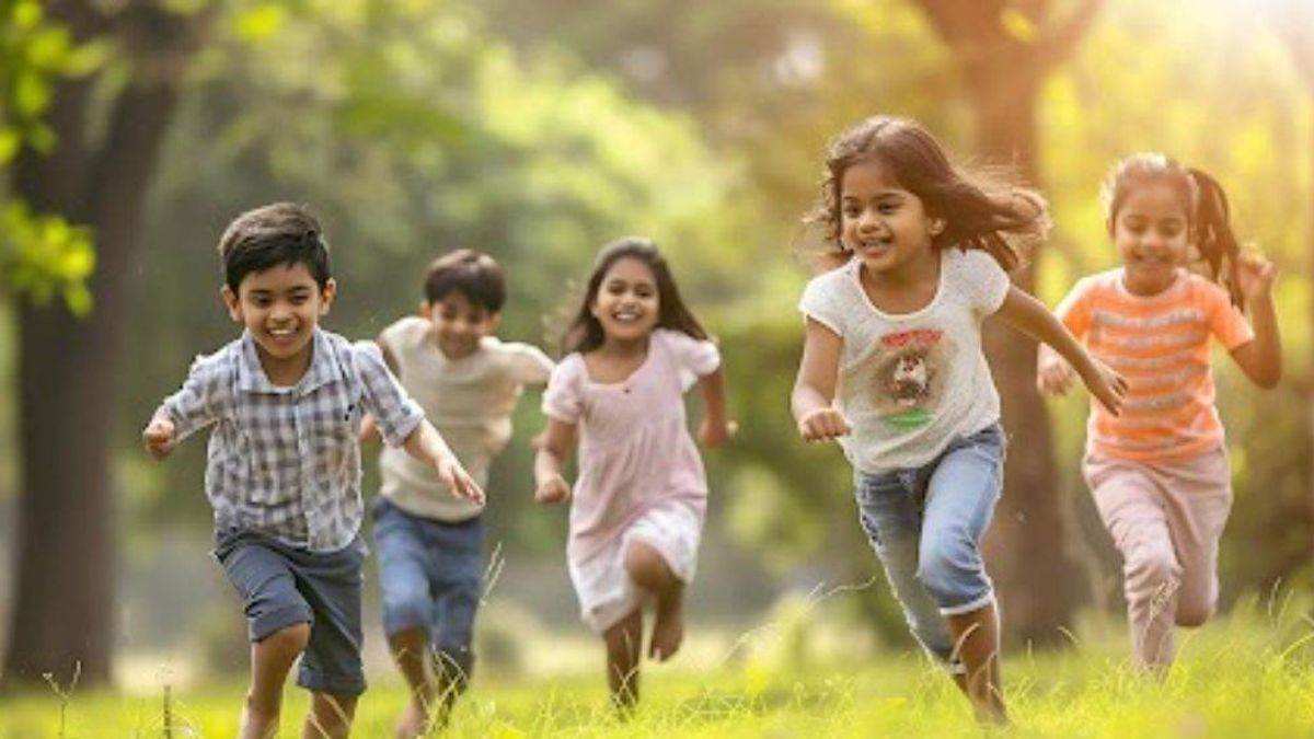 https://www.jagranimages.com/images/newimg/27082025/27_08_2025-udaipur_17_child_woman_24027349.jpg