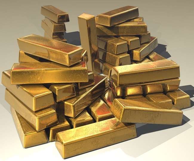 Gold Price Today: वायदा बाजार में सोने का रेट चढ़ा, चांदी भी हुई महंगी, जानें क्या हो गए हैं रेट