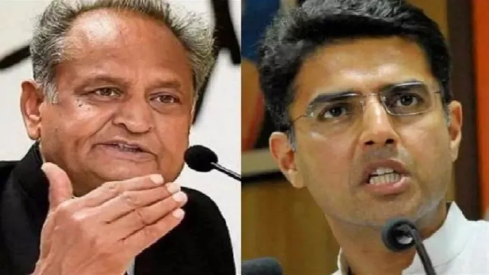 राजस्थान की लड़ाई का असर गुजरात चुनाव में पड़ सकता है।