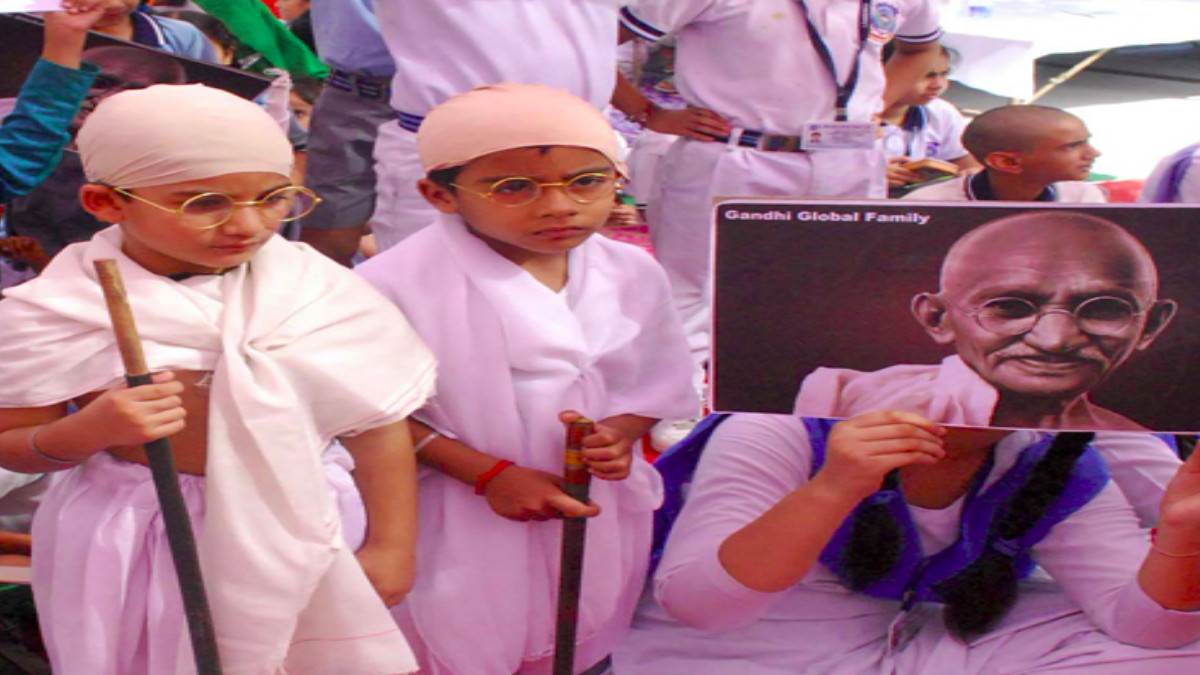 https://www.jagranimages.com/images/newimg/27092022/27_09_2022-gandhi_jayanti_2022_23101724.jpg