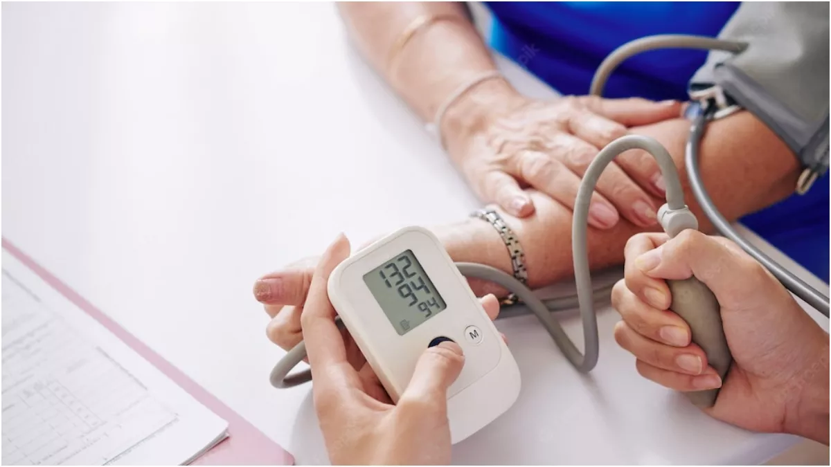 Hypertension: हाई बीपी में सिर्फ नमक ही नहीं इन बातों फर भी दें ध्यान