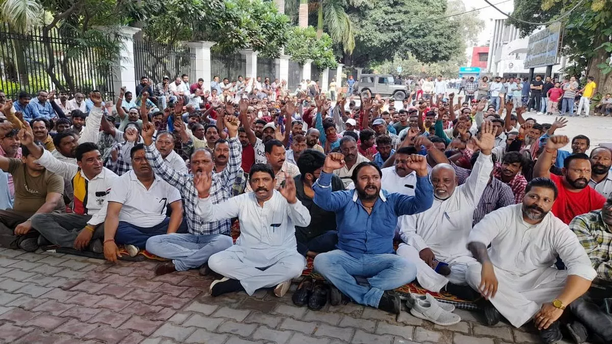 Jalandhar MC News: स्थायी नौकरी के लिए आर-पार की लड़ाई, निगम कर्मचारी न कूड़ा उठाएंगे और न कामकाज होने देंगे