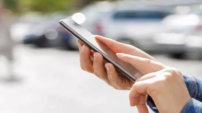 एक ठग ने खाताधारक से सिम रिचार्ज करवाकर 99 हजार रुपए ठग लिए