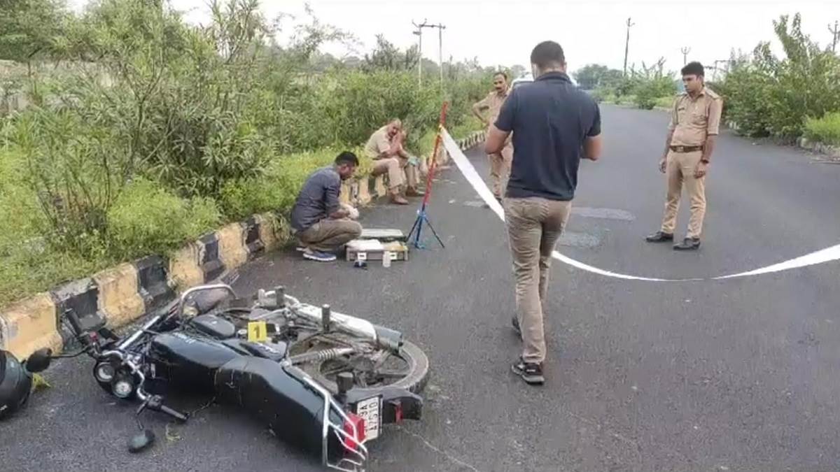 etawah police shot man accused of robbing woman in an encounter and injured him