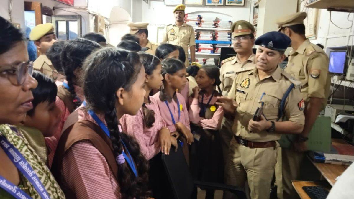 https://www.jagranimages.com/images/newimg/27092025/27_09_2025-ambedkarnagar_news_24062384.jpg