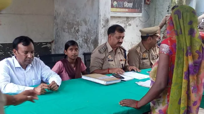 कक्षा आठ की अशरा ने संभाली कोतवाल की जिम्मेदारी।
