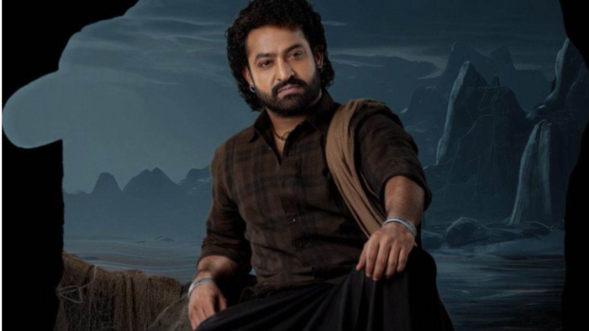 https://www.jagranimages.com/images/newimg/27092025/27_09_2025-devara_24062176.jpg