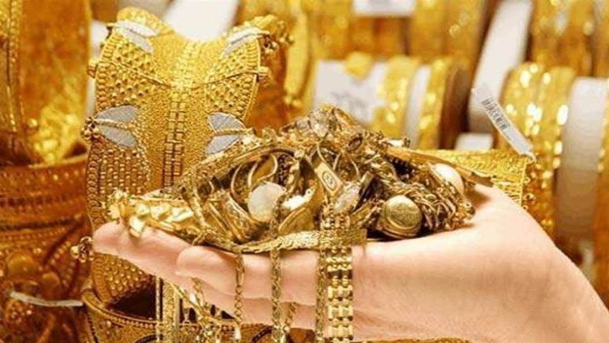 https://www.jagranimages.com/images/newimg/27092025/27_09_2025-goldjew_24061631.jpg