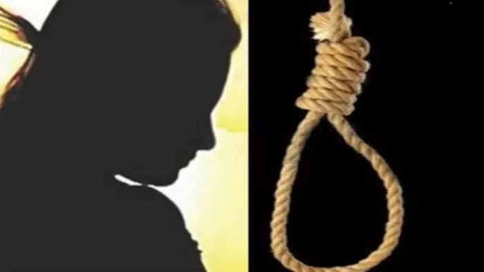 फांसी पर लटकने से विवाहिता की संदिग्ध स्थिति में हुई मौत।