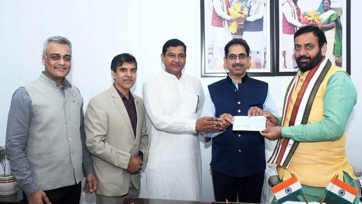 https://www.jagranimages.com/images/newimg/27092025/27_09_2025-nayab_saini_185_24062407.jpg