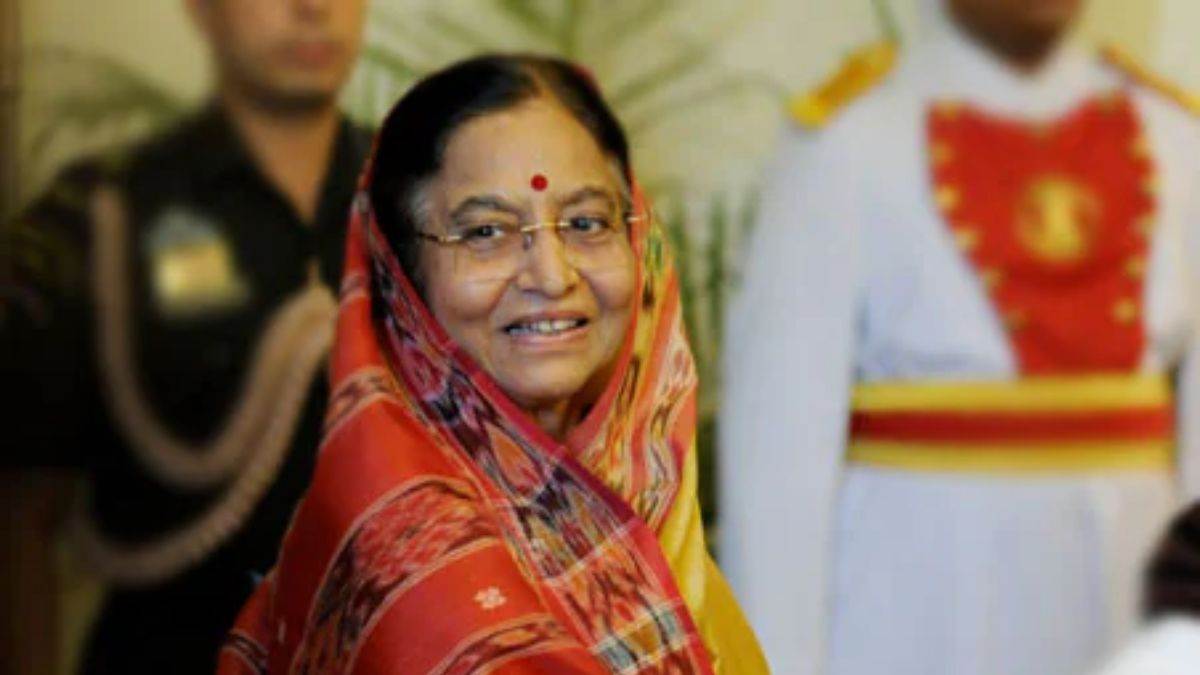 pratibha patil family alleges minister jaykumar rawal illegally occupied their land