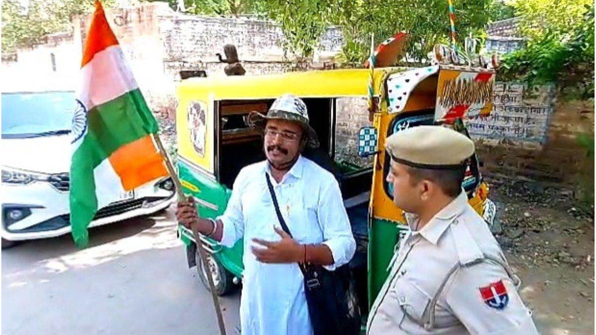 https://www.jagranimages.com/images/newimg/27092025/27_09_2025-vangchuk_supporter_24062723.jpg