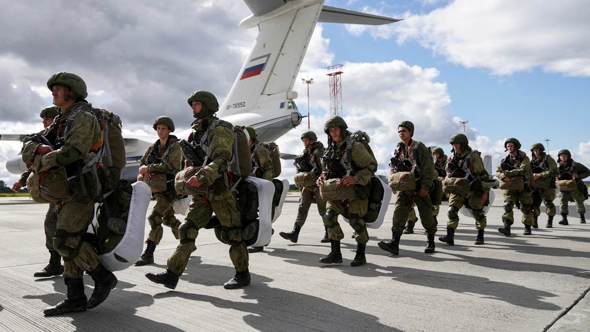 https://www.jagranimages.com/images/newimg/27092025/27_09_2025-war-russia_24061550_45645564.jpg