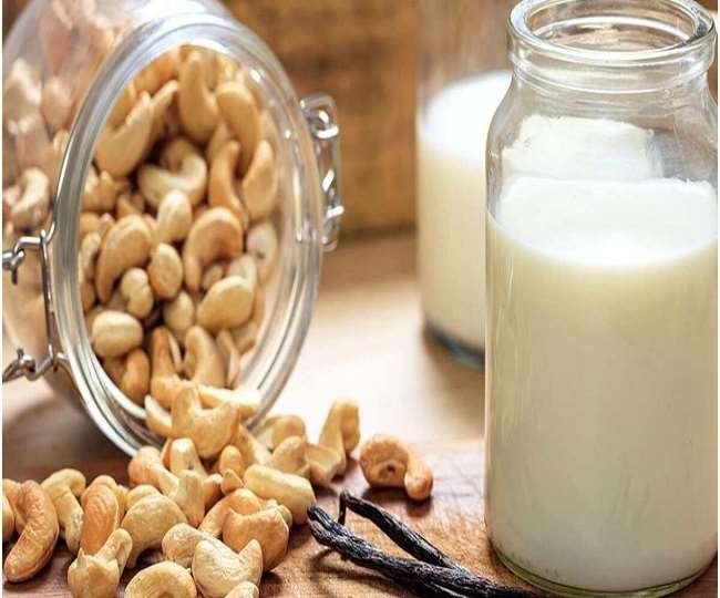 https://www.jagranimages.com/images/newimg/27102021/27_10_2021-cashew_juice_22151423.jpg