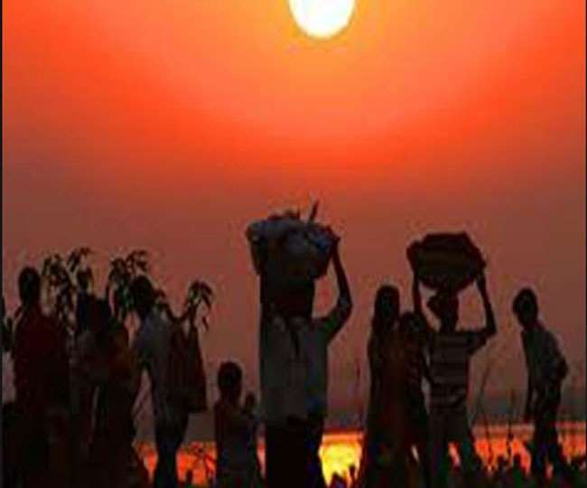 Chhath Puja 2021: छठ महापर्व की हुई शुरुआत, जानें खरना से लेकर सूर्योदय के अर्घ्य तक के बारे में सबकुछ