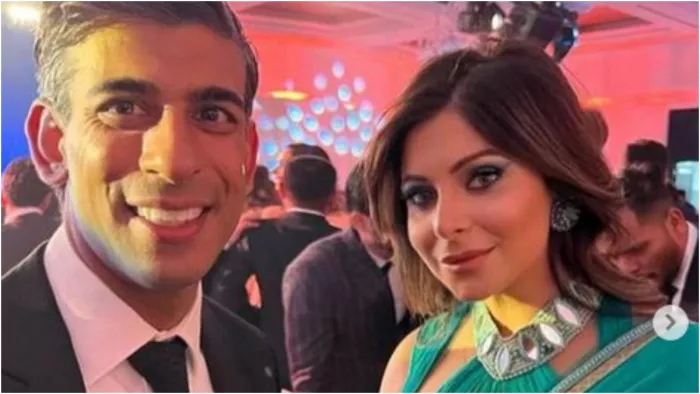 Photo Credit : Kanika Kapoor Instagram Photos Screenshot