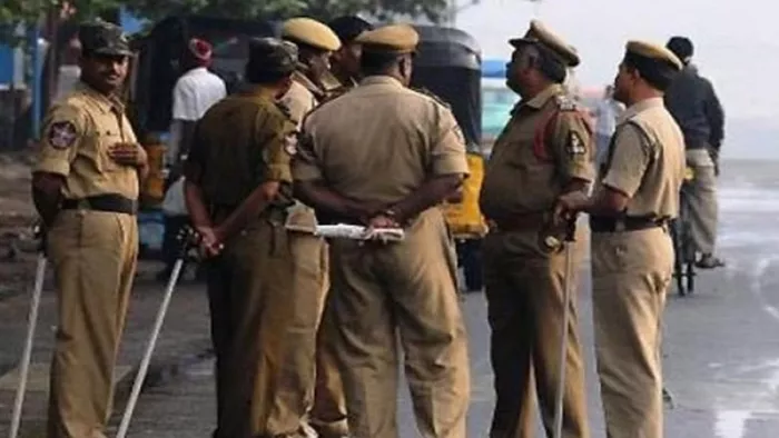 महाराजगंज के सांसद जनार्दन सिंह सिग्रीवाल समेत 17 के खिलाफ एफआईआर दर्ज
