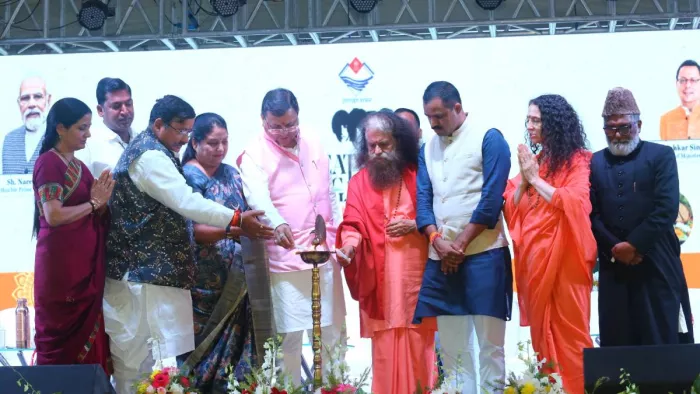 The Beatles, The Ganga Festival: मुख्यमंत्री धामी ने स्वर्गाश्रम में तीन दिवसीय द बीटल्स द गंगा फेस्टिवल का किया उद्घाटन