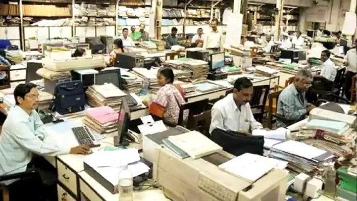 10 विभागों में एलटीसी को लेकर हुआ 'खेल', 105 लोगों ने किया फर्जीवाड़ा (प्रतीकात्मक इमेज)।
