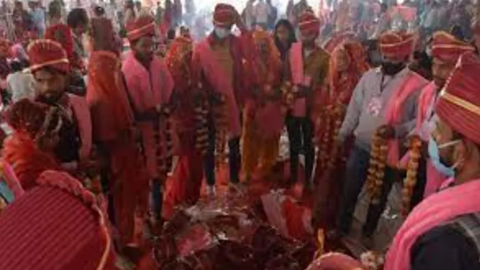 Ghaziabad: सामूहिक विवाह कार्यक्रम की तैयारियों में जुटा प्रशासन।