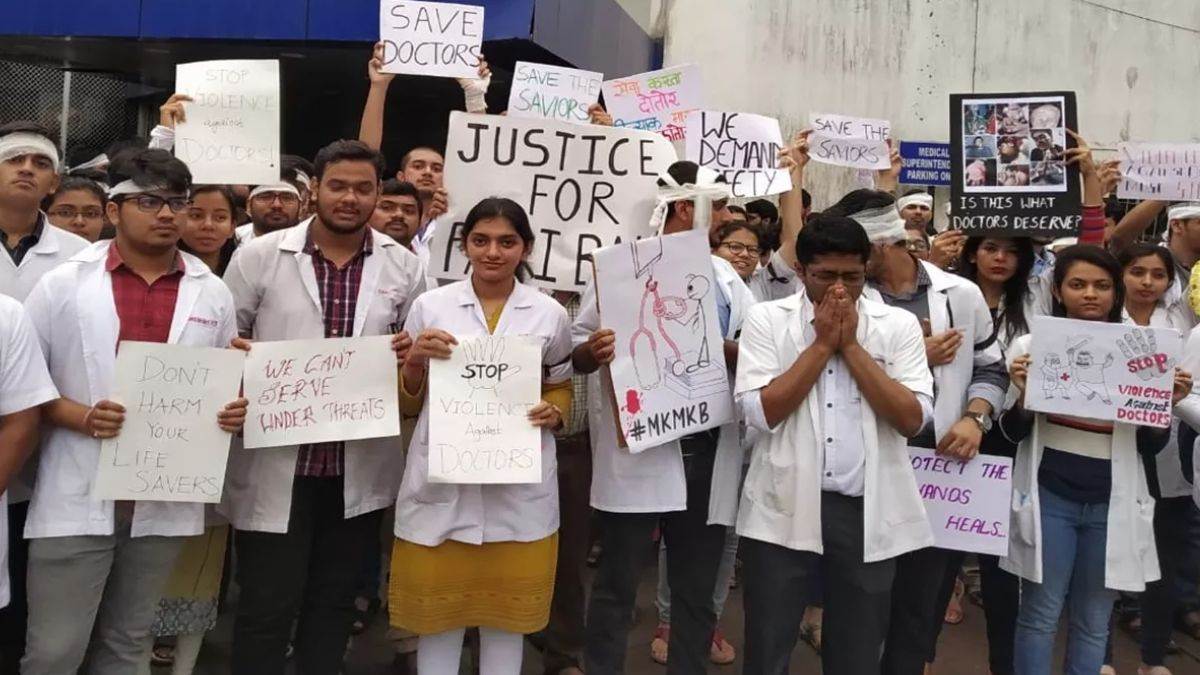 junior doctors should not have had a meeting with cm mamata bengal bjp calls doctors movement unsuccessful