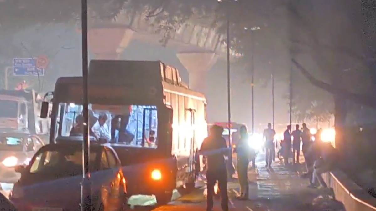 ncr fire broke out in dtc electric bus near dhaula kuan two passengers burn in delhi