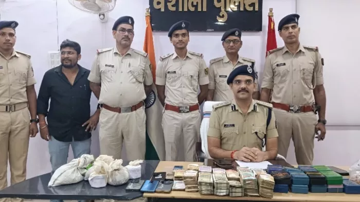 10 लाख के कोटा स्मैक के साथ अंतरराज्यीय दो समेत पांच तस्कर गिरफ्तार