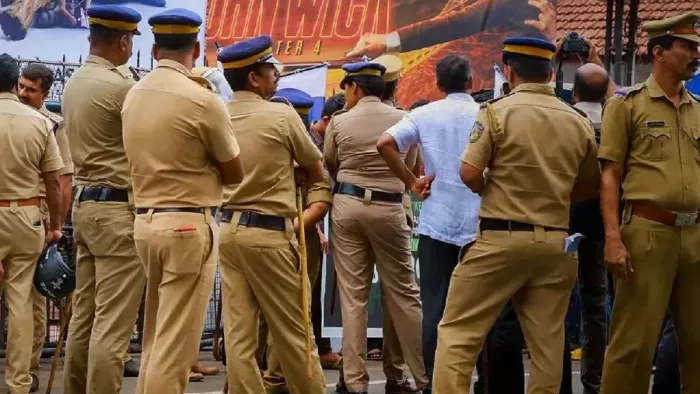 जिम ट्रेनर ने महिला की हत्या कर शव डीएम आवास के पास गाड़ा,
