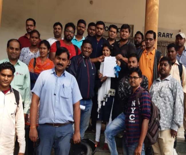 कुलपति से किया अनुरोधचुनाव लड़ना है बाद में कराएं परीक्षा Jamshedpur