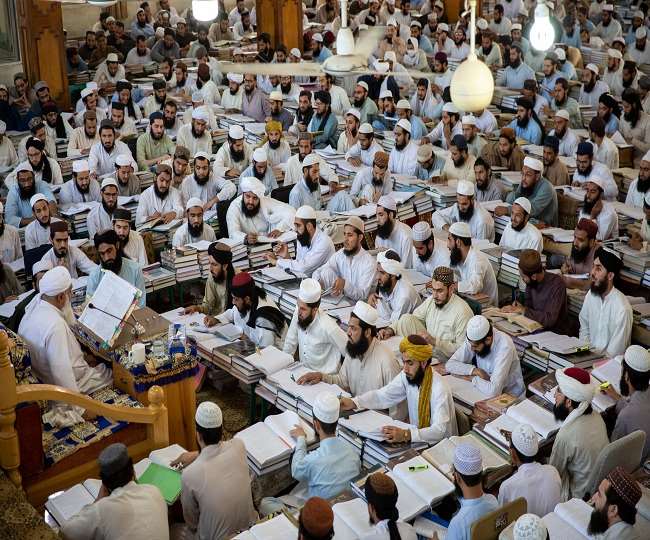 अफगानिस्तान के प्रमुख तालिबान नेताओं ने पाक मदरसे में की है पढ़ाई: रिपोर्ट