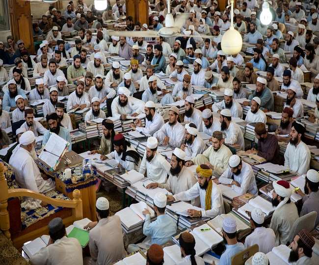 https://www.jagranimages.com/images/newimg/27112021/27_11_2021-taliban__22244135.jpg