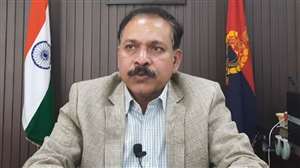 कानपुर पुलिस कमिश्नर बीपी जोगदण्ड ने सुरक्षित यातायात की योजना साझा की।