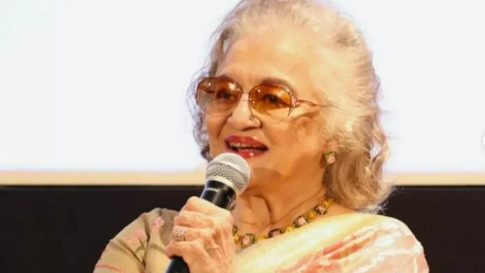 IFFI Goa 2022: after Asha Parekh received Dadasaheb Phalke Award actress reaction was like that.