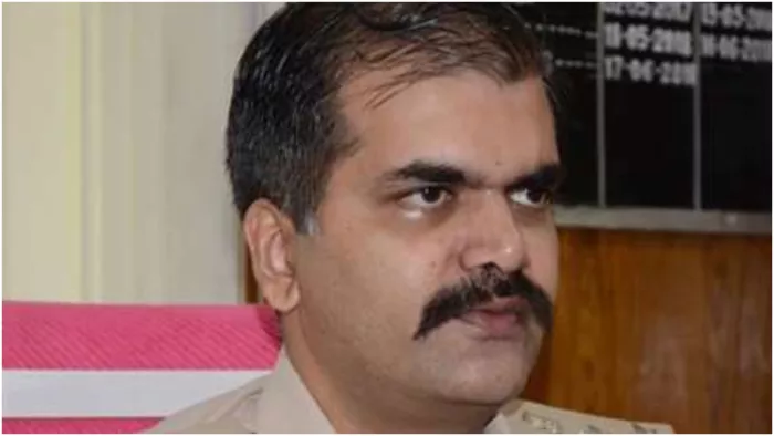 आइपीएस विकास वैभव की सरकारी पिस्टल आवास परिसर से बरामद। फाइल फोटो