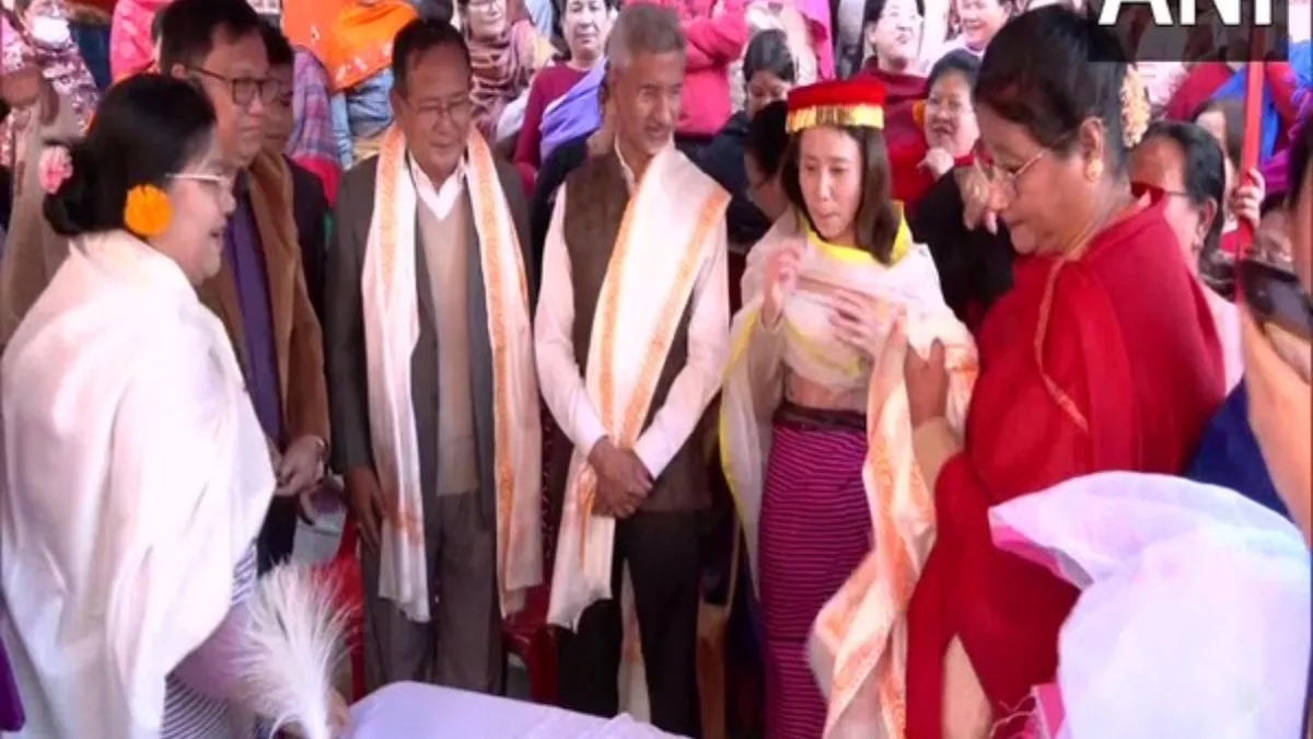Manipur: विदेश मंत्री डॉ. एस. जयशंकर पहुंचे इंफाल,आईएमए मार्केट का किया दौरा