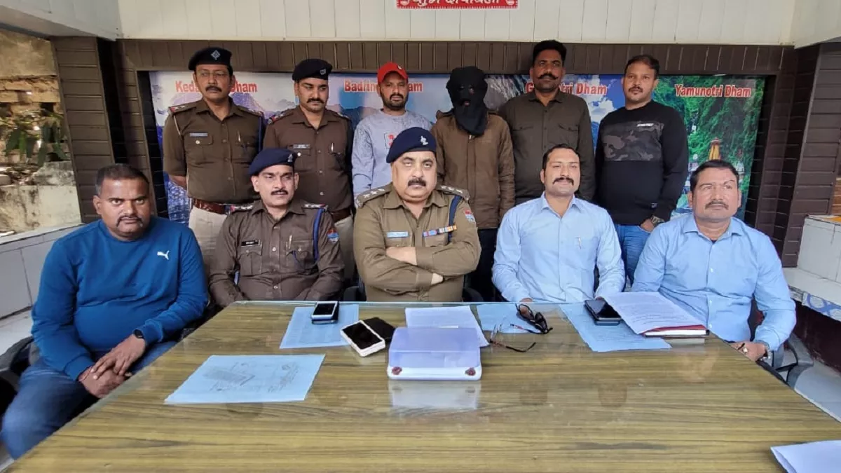 पंत विवि में पुलिस ने और किच्छा में एसटीएफ ने मुखबिर की सूचना पर तस्कर को दबोचा