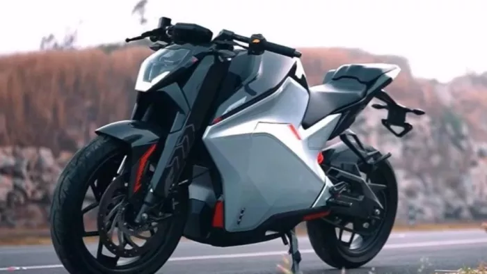 जनवरी 2023 से होने लगेगी Ultraviolette F77 इलेक्ट्रिक मोटरसाइकिल की डिलीवरी