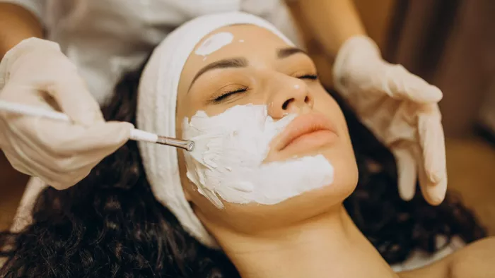 Bridal Beauty Tips: शादी से पहले स्किन केयर को लेकर न करें ये गलतियां