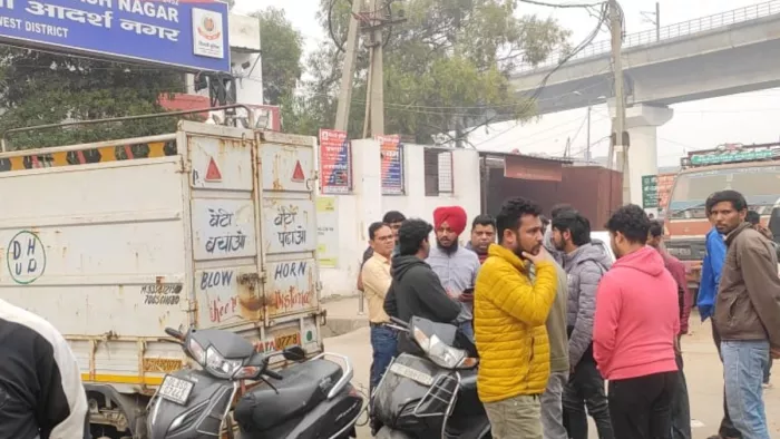 Delhi: पुलिस हिरासत में युवक की मौत।