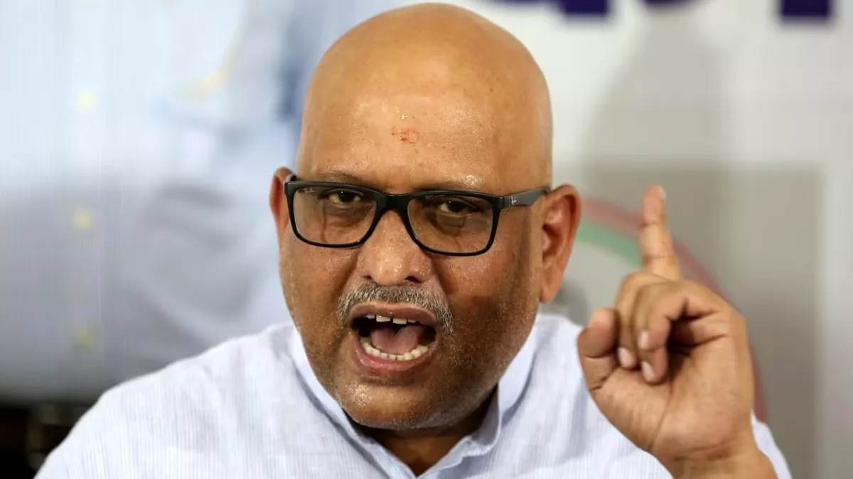 jhansi medical college fire congress demands health minister brajesh pathak resignation