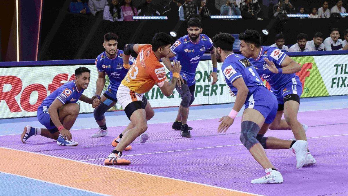 https://www.jagranimages.com/images/newimg/27112024/27_11_2024-pkl_match_79_23838401.jpg
