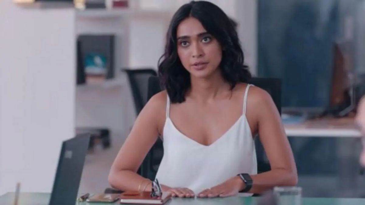 https://www.jagranimages.com/images/newimg/27112024/27_11_2024-sayani_23837939.jpg