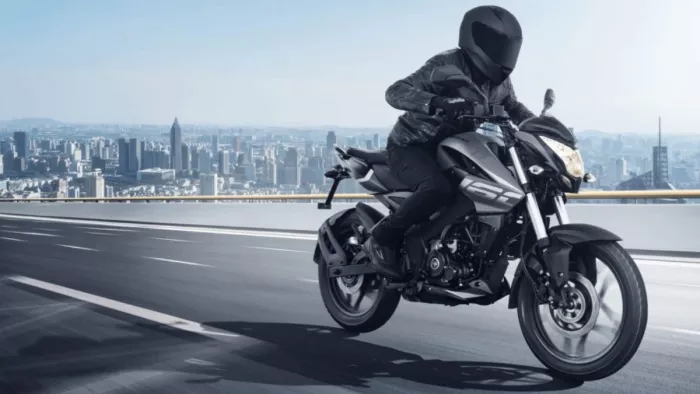 Bajaj Dominar 160, Dominar 200 बाइक्स की खासियत