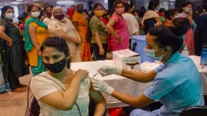 IRDAI proposes insurers to consider discount on policy renewal for people with 3 doses of COVID vaccine