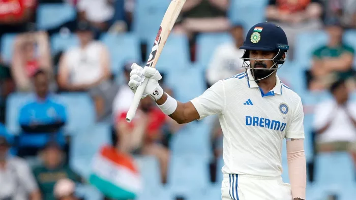 KL Rahul ने तूफानी शतक जड़कर तोड़ डाला MS Dhoni का रिकॉर्ड