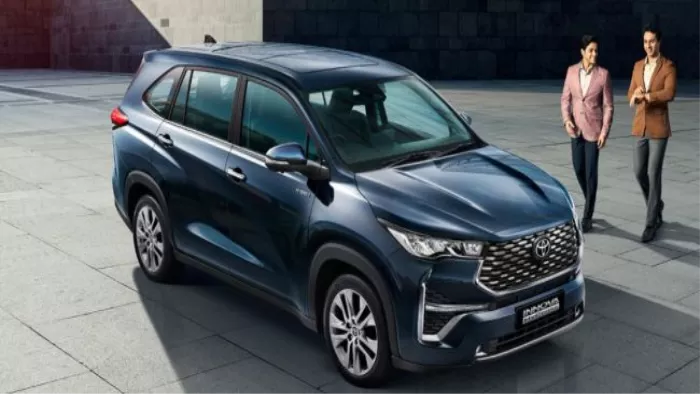 Toyota ने 2023 में तोड़े बिक्री के सभी रिकॉर्ड।
